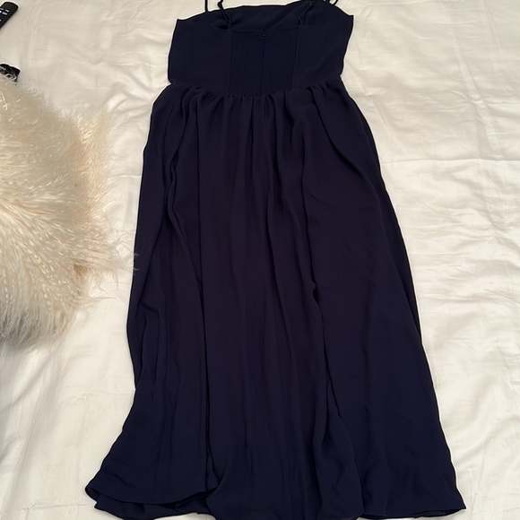 Babaton - Picture 2 of 4